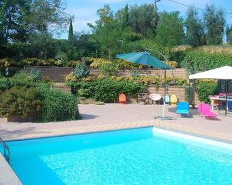 Belvilla By OYO Massarella Due - Fucecchio - Piscina