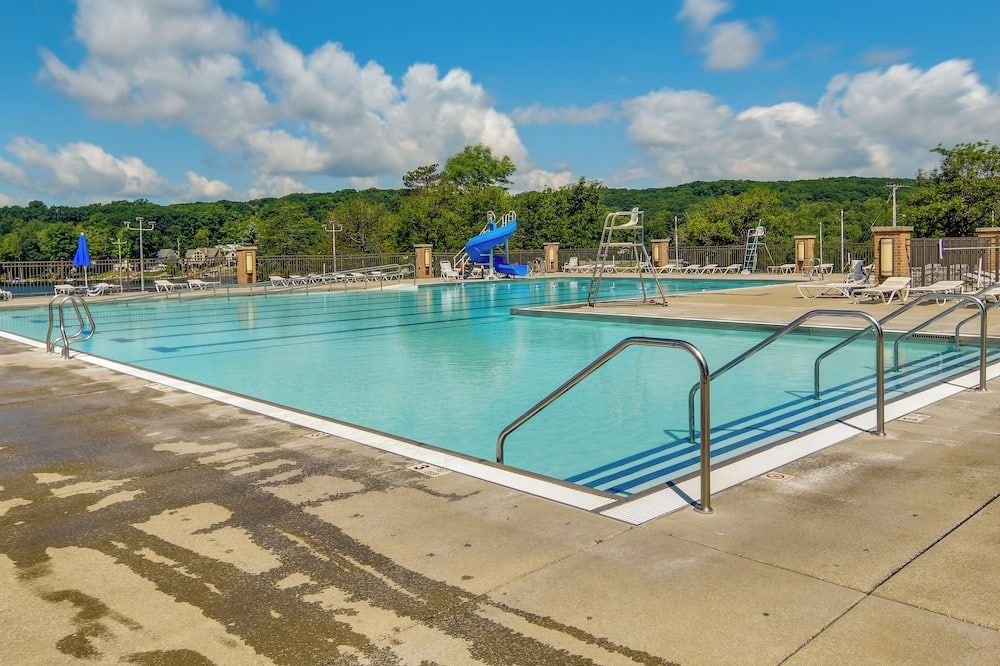 Resort Amenities Family-Friendly Dubois - DuBois - Pool