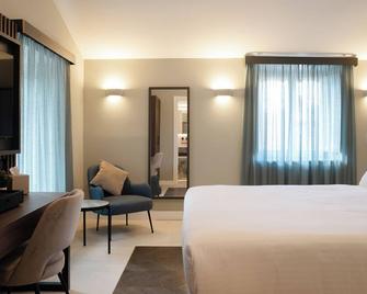 Emme Palace Hotel & Spa - Orvieto - Bedroom