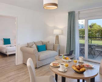 Quality Aparthotel Orléans Sud Zenith - Olivet - Schlafzimmer