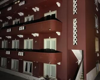 Casa dos Carvalhos - Coimbra - Budynek