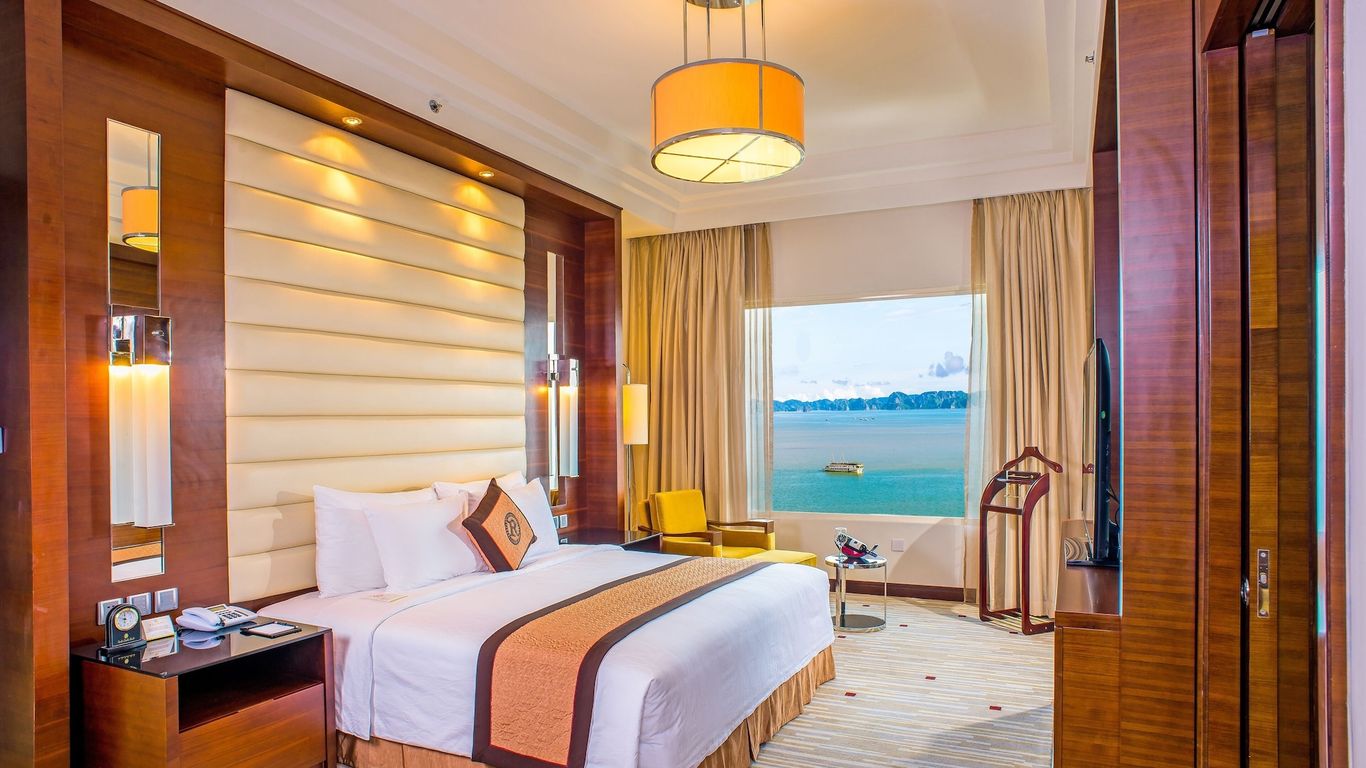 Royal Halong Hotel
