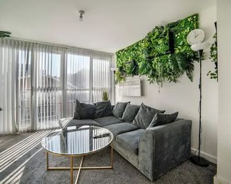 Cocooning Romance in Leicester - Leicester - Living room