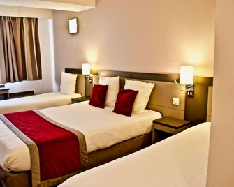 Brit Hotel Confort Roissy Saint Witz - Saint-Witz - Ložnice
