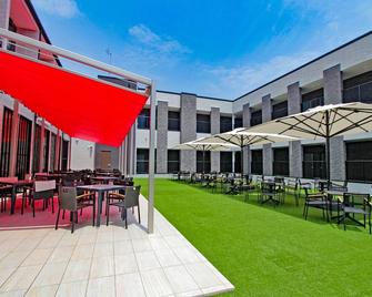 Henn na Hotel Laguna Ten Bosch - Gamagōri - Patio