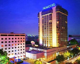 Novotel Beijing Peace - Beijing - Building