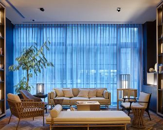 Mitsui Garden Hotel Fukuoka Gion - Fukuoka - Lounge