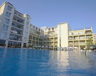 Festa Pomorie Resort - Pomorie - Building