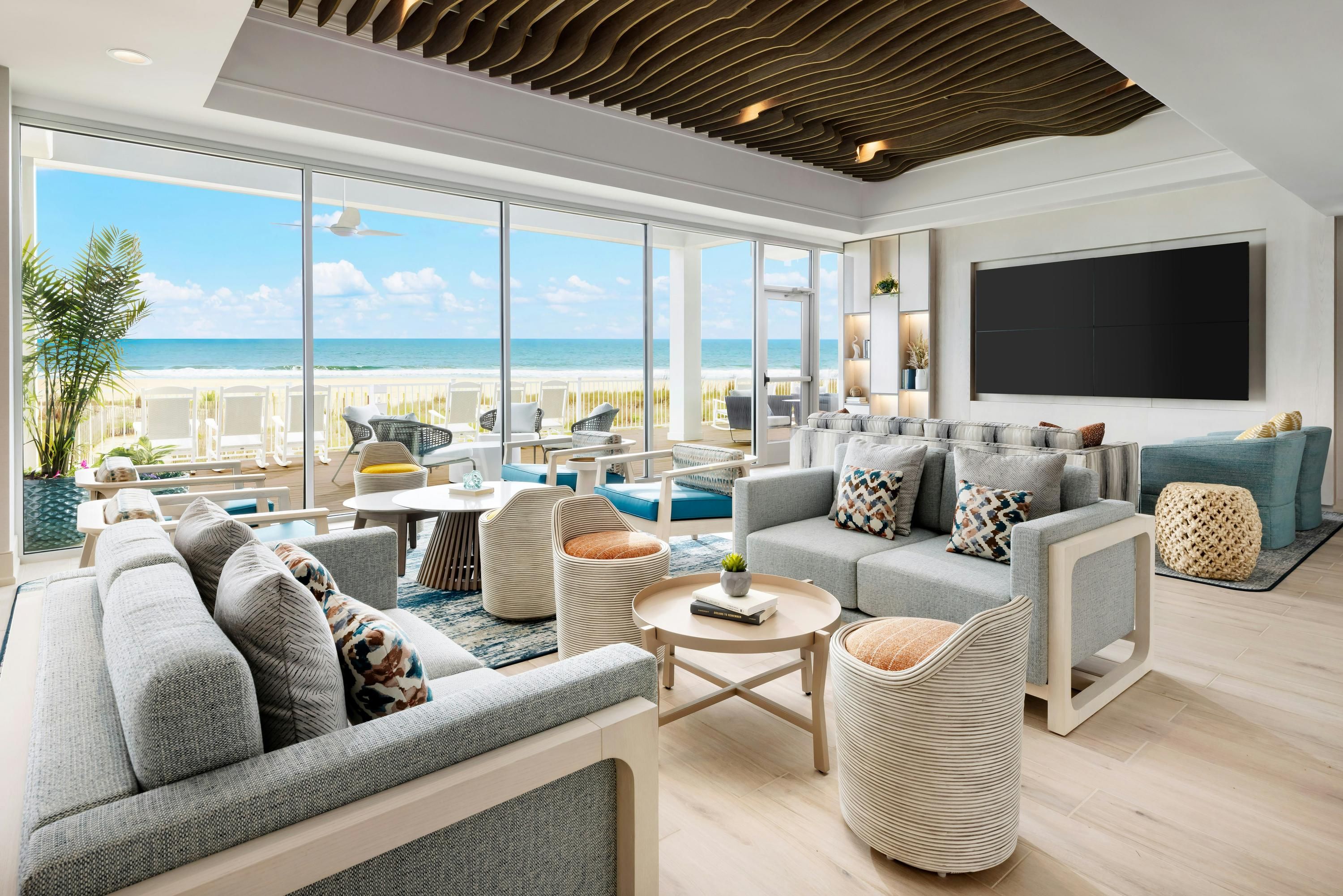 Hilton Garden Inn Ocean City Oceanfront - Ocean City - Living room