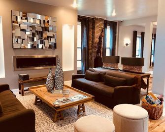 The Cochrane House Luxury Historic Inn - Detroit - Lounge