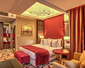 Holiday Inn Plovdiv - Plovdiv - Phòng ngủ