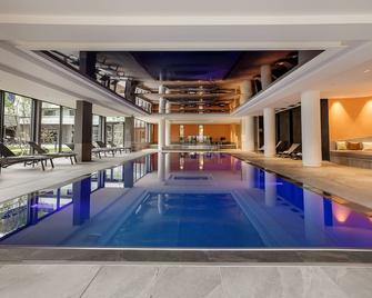 Rivage Hôtel & Spa Annecy - אנסי - בריכה