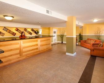 Legacy Vacation Resorts - Reno - Reno - Front desk