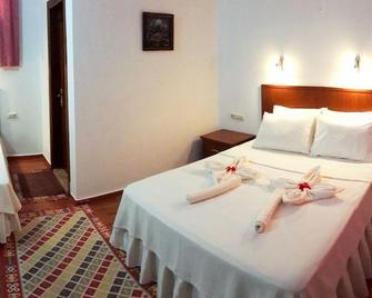 Alican Pension - Cirali - Bedroom