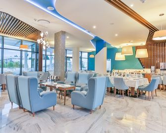 Hotel Bracera - בודווה - מסעדה