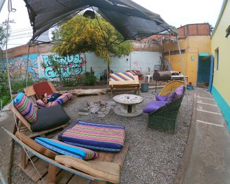 Hostel Posada de Gallo - Arica - Patio