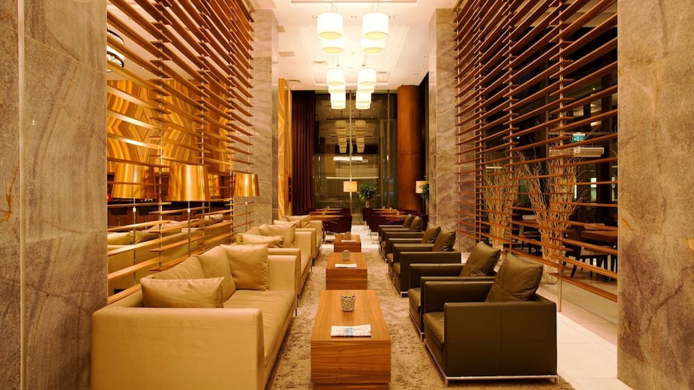 كراون بلازا إسطنبول الحربية