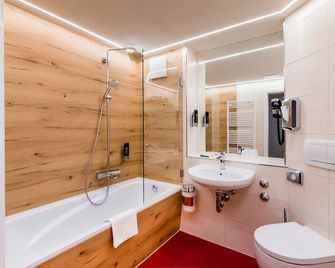 Hubertusbaude - Grossschonau - Bagno