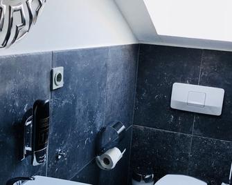 Heger Tor Apartments - Osnabrück - Bathroom