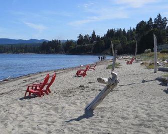 Tanglewood Beach Homes - Parksville - Beach