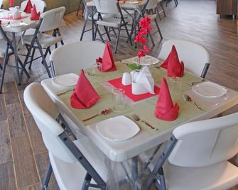 Hotel Raj Shikhar - Ujjain - Restaurant
