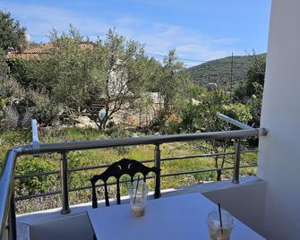 Vila Malo - Ksamil - Balcony