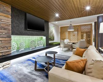 Fairfield Inn & Suites by Marriott Goshen - Goshen - Living room