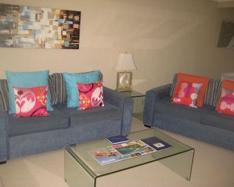 Nautilus Noosa Resort - Noosaville - Sala de estar