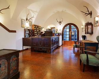 Hotel Goldener Hirsch, a Luxury Collection Hotel, Salzburg - Salzburgo - Recepción