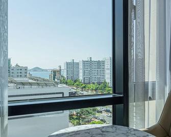 Hound Hotel Mokpo Peace Plaza - Mokpo - Балкон