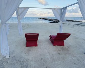 لا إيسلا ريزورت - كيا كولكر - شاطئ