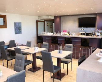 Hotello Guest Suites - Jounieh - Restaurante