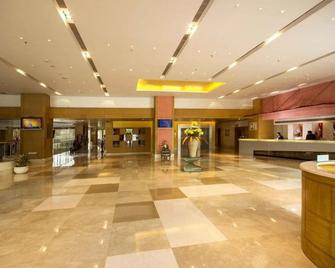 The Chancery Pavilion - Bengaluru - Lobby