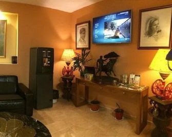 Hostal Aeropuerto - Madrid