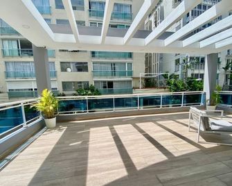 Stylish 1br Apt in Piantini/Serralles, Santo Dgo - سانتو دومينغو - شرفة