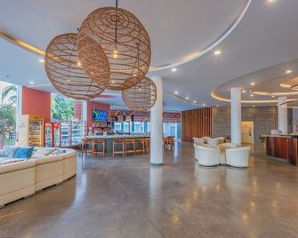 Dunama Ocean View Hotel - Playa Flamingo - Lobby
