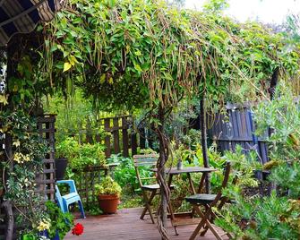 19 Blue - Kingston Beach - Patio