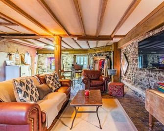 Experience Premier Fishing and Historic Charm - Hackettstown - Sala de estar