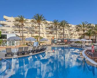 Barceló Corralejo Bay - Adults Only - Corralejo - בריכה