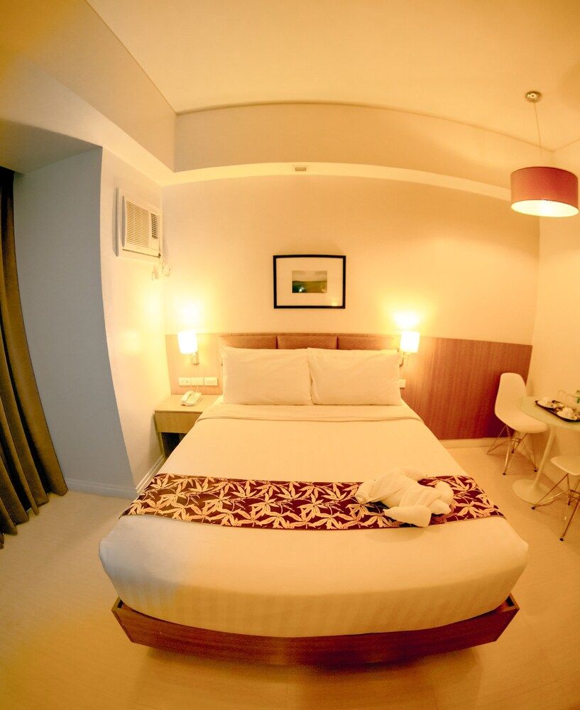 Zerenity Hotel & Suites - Cebu City - Bedroom