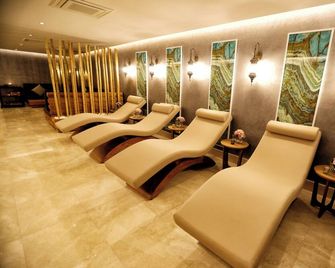 Premium Beach Hotel - Golem - Lounge