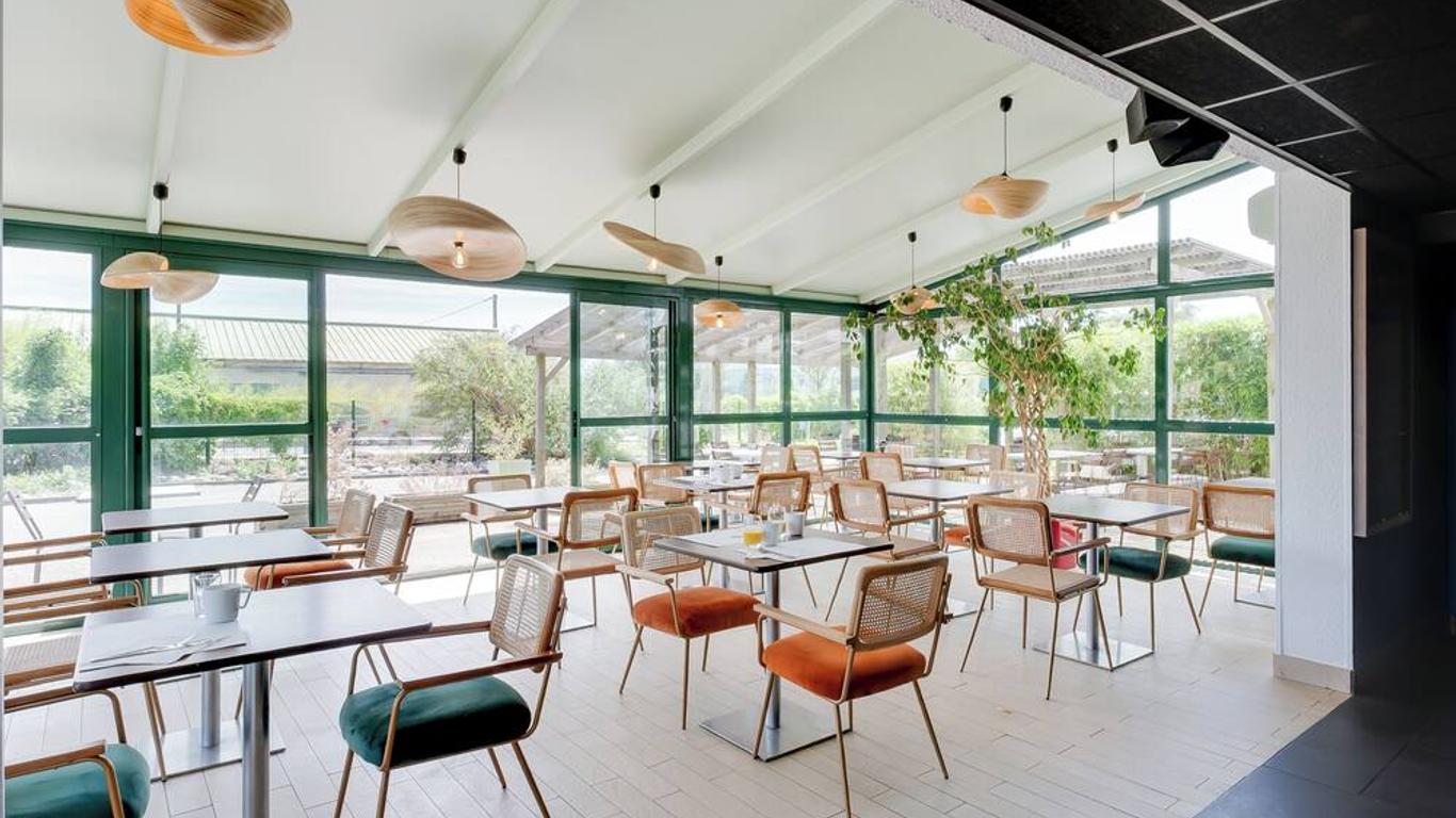 Sure Hotel by Best Western Valence Nord