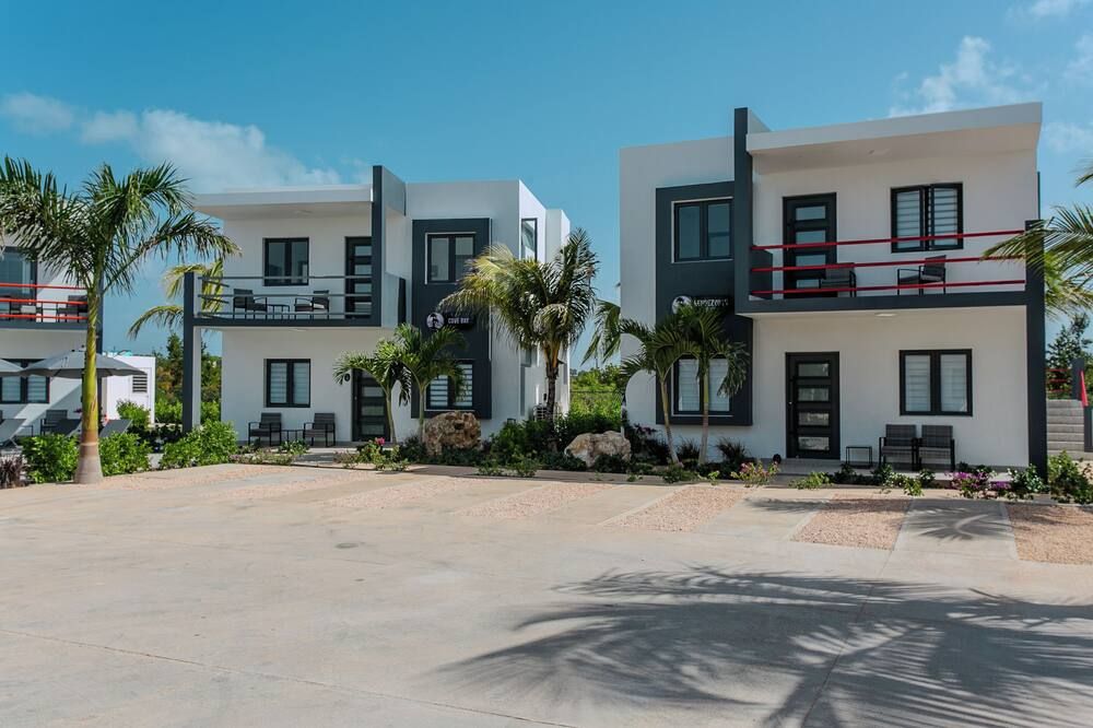 Genesis Residences Meads Bay 2 - Upstairs Unit - Shoal Bay - Edificio