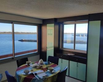 T2 Spacieux, Proche Plage, Parking Privé - Fr-1-796-82 - Gruissan - Dining room
