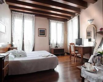 Hotel Al Castello - Bassano del Grappa