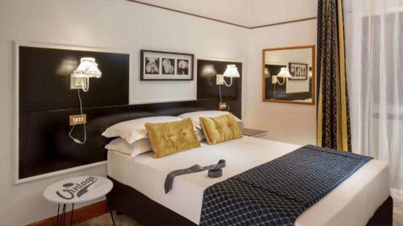 Amalia Suites by Remember Rome