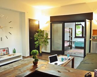 Globe Hostel - בוקרשט - סלון