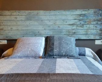 Hostal Xalet Refugi Pere Carné - La Molina - Ložnice