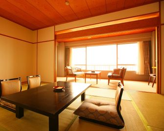 Hotel Mikawa Kaiyoukaku - Gamagōri - Comedor