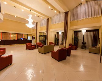 رمادا باي ويندام هيوستن إنتركونتيننتال أيربورت إيست - هومبل - ردهة